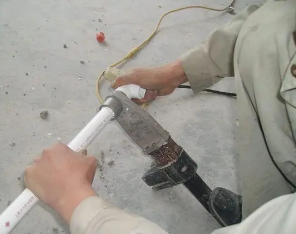 易县漏水维修电话